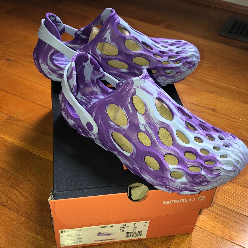 NEW Hydro Moc Water Clog